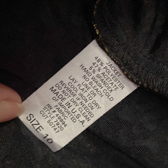 R&M Richards Elegant Black Gold And Tan Twofer Top - Picture 13 of 14